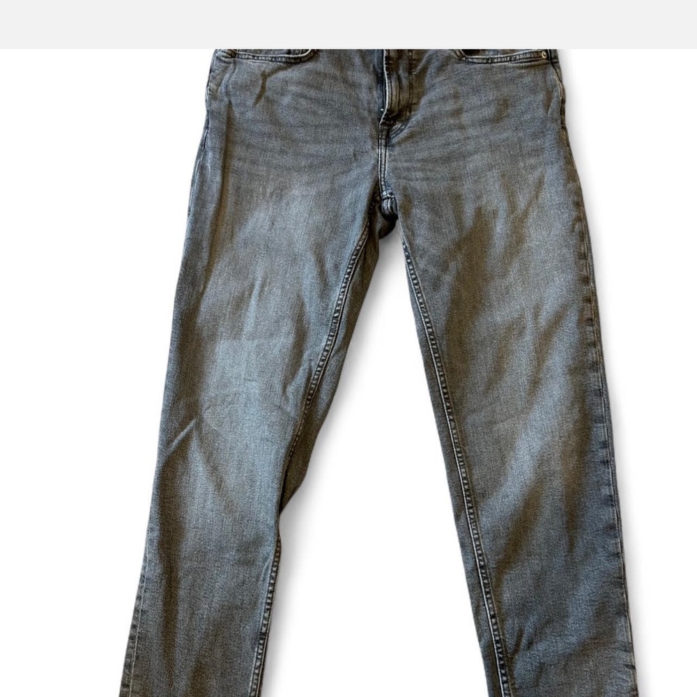 Zara Men's 32 waist faded black jeans
